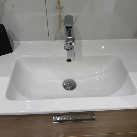 Emerald 4* Naples