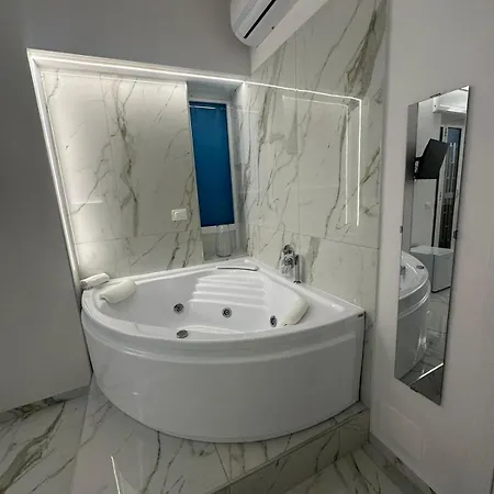 Emerald Gæstehus 3*